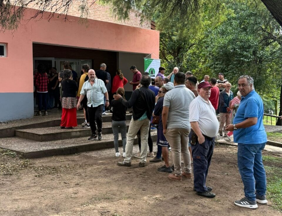 “Venimos normalmente en los distritos”: se desarrolla la Asamblea Electoral de la Cooperativa Anisacate