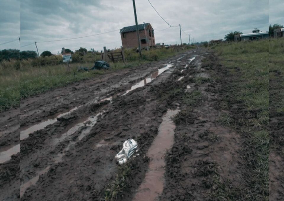 El reclamo urgente de barrio Mirador: vecinos reclaman calles rotas y accesos intransitables