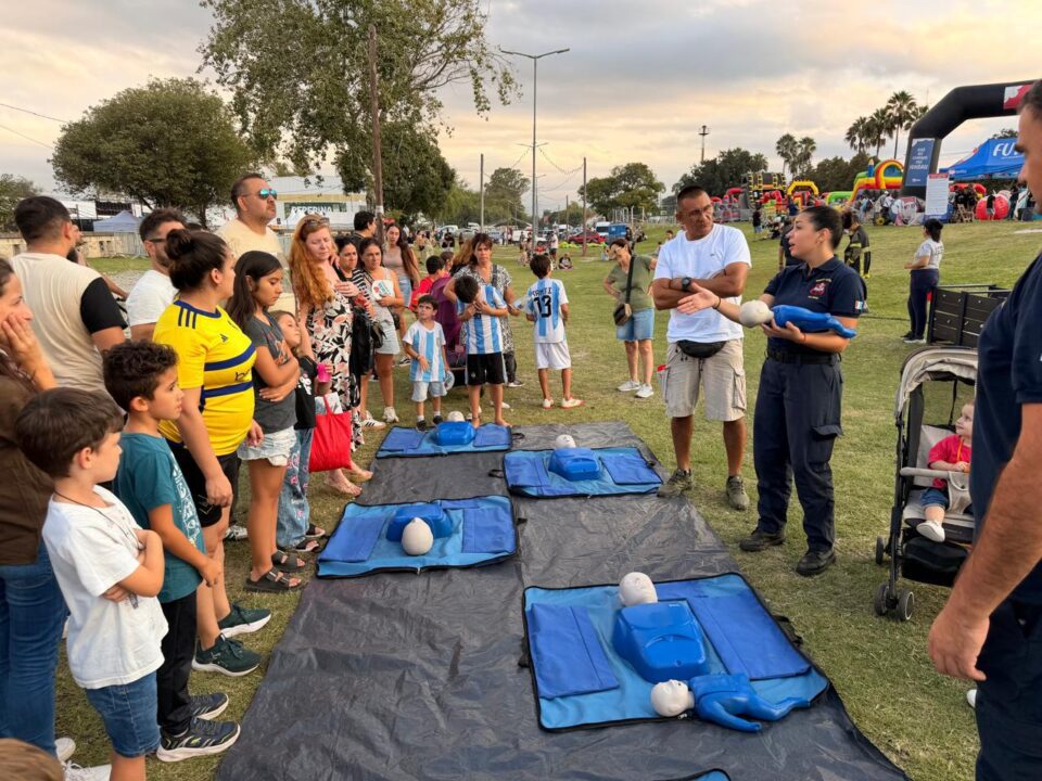 Destacada labor de Bomberos Voluntarios en el Festival Peperina