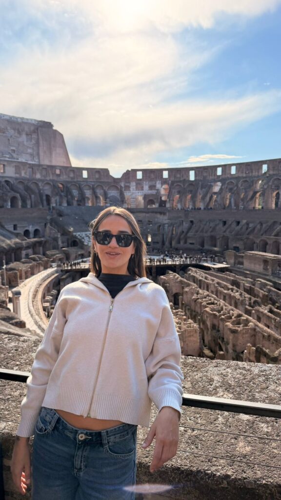 La historia de Sofía: la joven que lleva su pasión por la barbería al mundo
