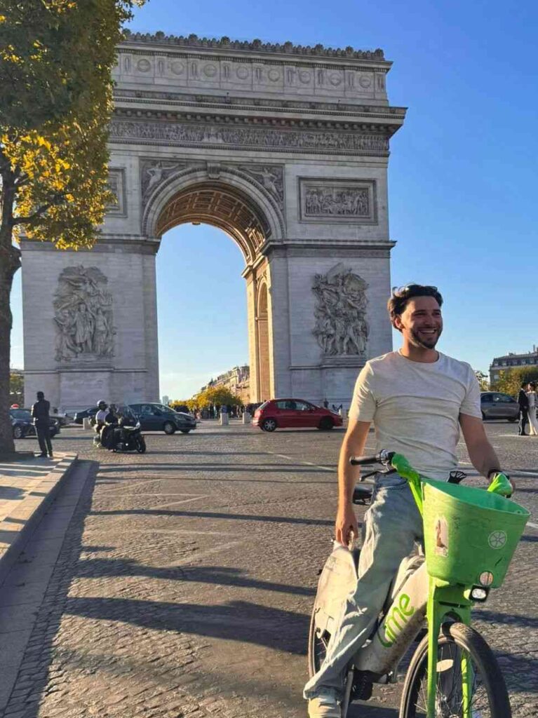 La historia de Nacho: es profesor de educación física y dejó atrás la estabilidad para conocer el mundo