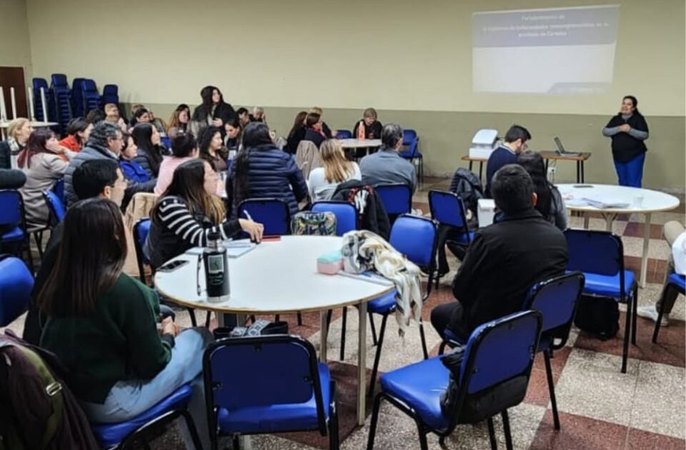El Hospital Arturo Illia reunió a 22 comunas y municipios para coordinar acciones sanitarias