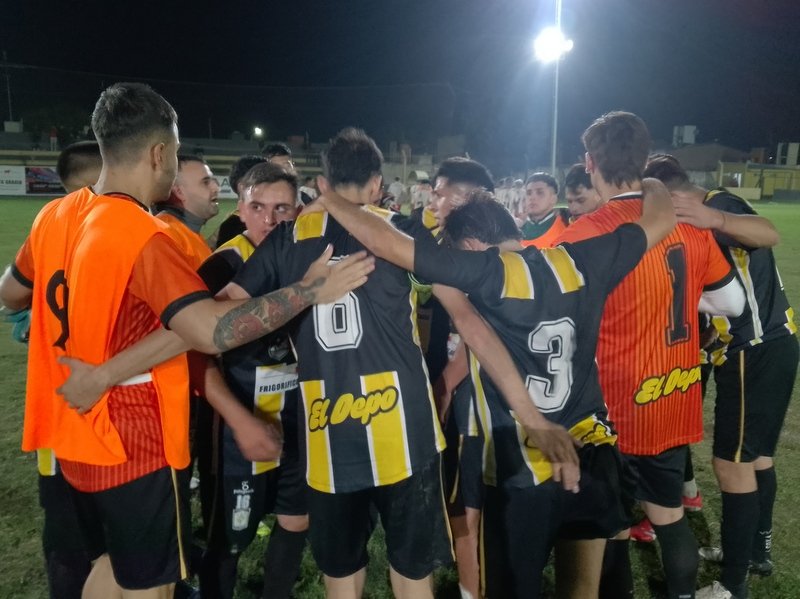 Esta noche, el Depo va por otra victoria que lo ubique en lo más alto de la tabla