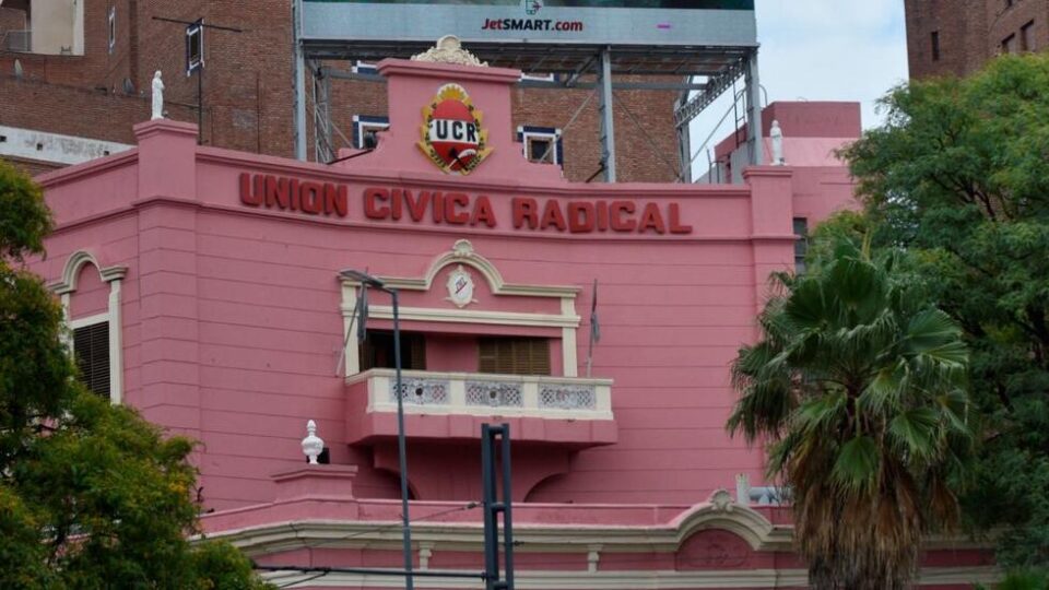 UCR Córdoba: acudirán a la Justicia para exigir elecciones internas