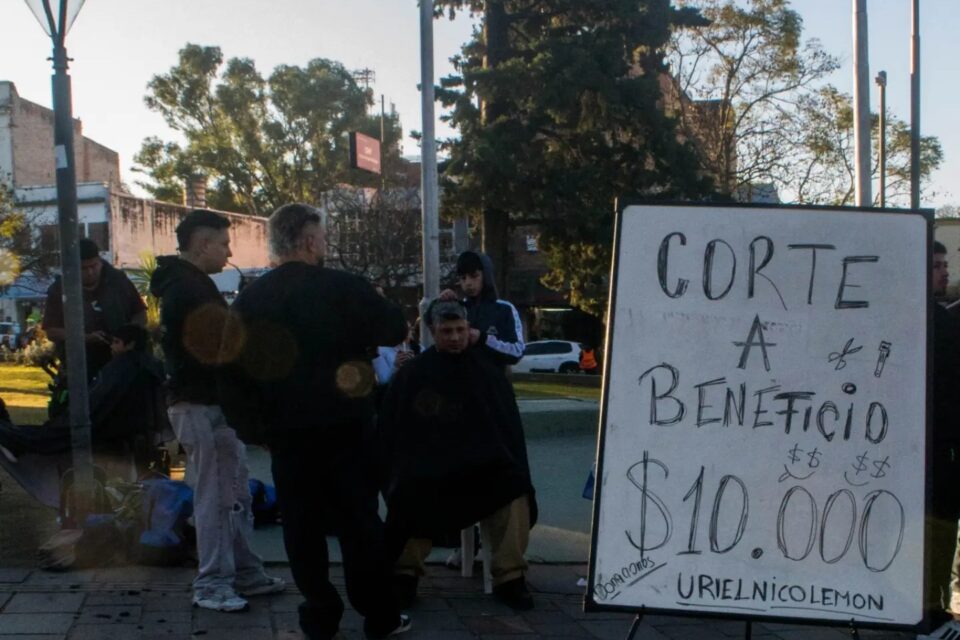 La solidaridad volvió a ganar: fue un éxito la jornada de los barberos por Uriel