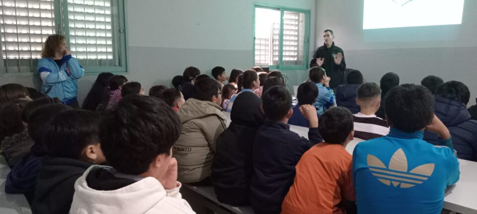Falda del Carmen refuerza la prevención de incendios con una jornada educativa en las escuelas