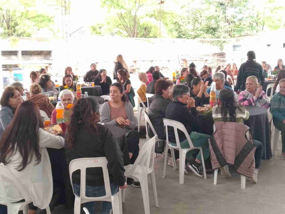 Organizan un gran festejo por el Día de la Madre en San Isidro La Quintana