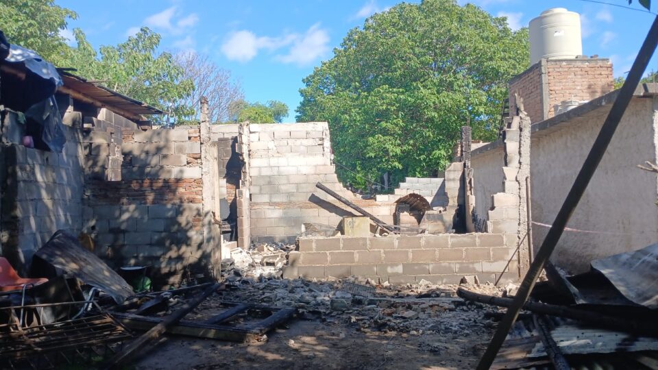 Una mamá y su hijo perdieron todo en un incendio: cómo ayudarlos